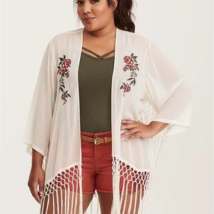 EMBROIDERED FRINGE KIMONO